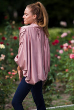 Load image into Gallery viewer, Dusty pink draped silk batwing top